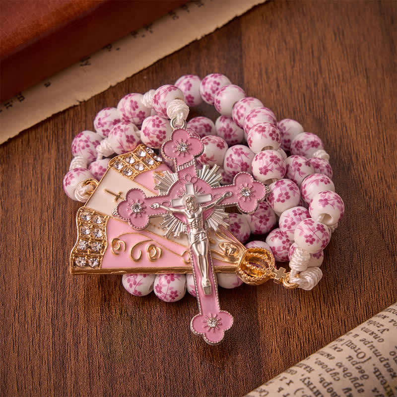 Christianartworkshop Rosenkranz aus rosafarbenen Porzellanperlen mit Blumenmuster und Medaillon Unserer Lieben Frau von Aparecida - image 3