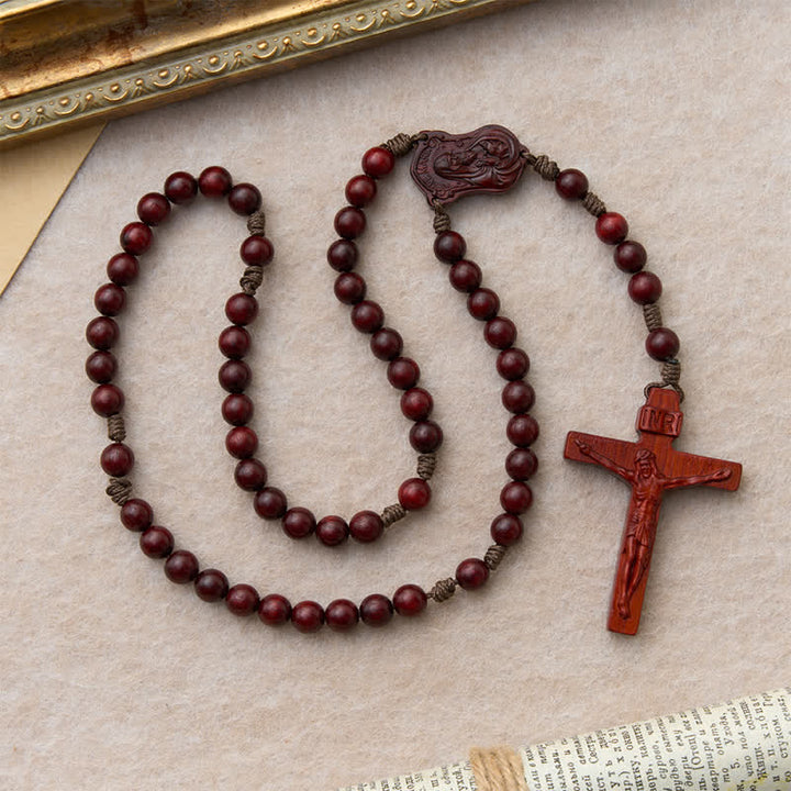 Christianartworkshop Rosenkranz aus Naturholz mit Madonna-und-Kind-Motiv: Zeichen beständiger göttlicher Wärme - image 4