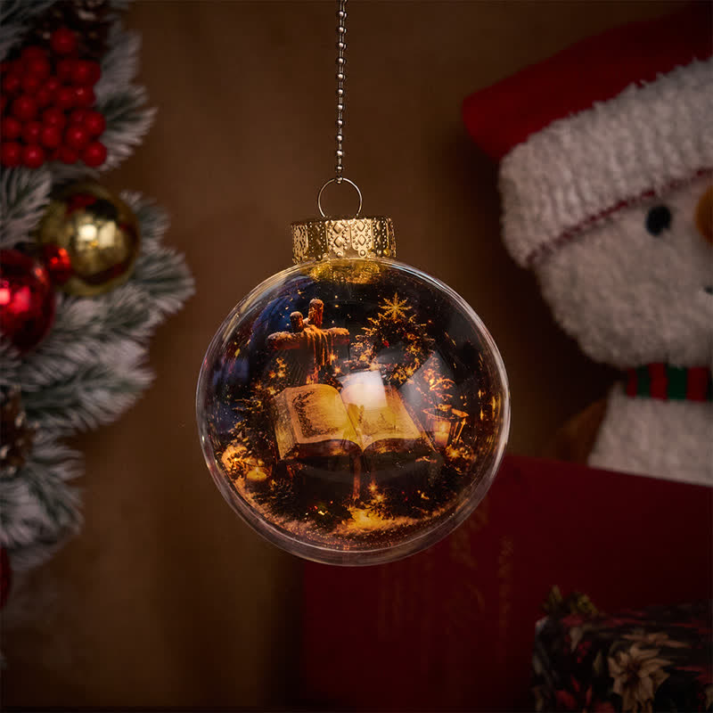 Christianartworkshop Weihnachtskugel mit mehrfarbigem, sakralem Druck: Zeichen heiligen Segens und stiller Andacht - Mit LED-Beleuchtung - Bibel - image 0