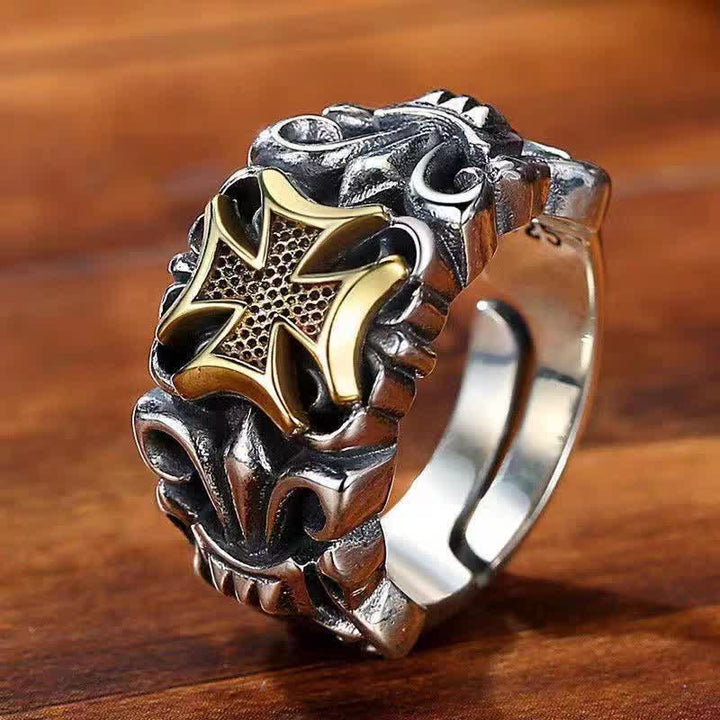 Christianartworkshop Verstellbarer Ring mit kunstvoll graviertem Kreuz: Zeichen des ewigen göttlichen Schutzes - Golden (Geeignet für US-Größen 6-9) - image 0